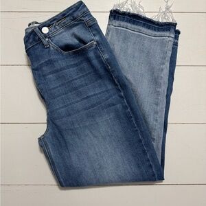 Risen Straight Leg Jeans